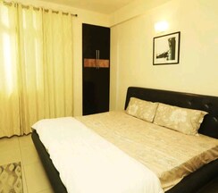 3 BHK Apartment For Sale in Wave Executive Floors