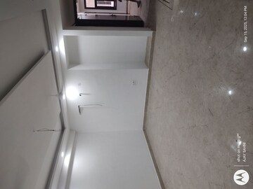 Furnished Amenities in 3 BHK Builder Floor at Mehrauli – for Sale