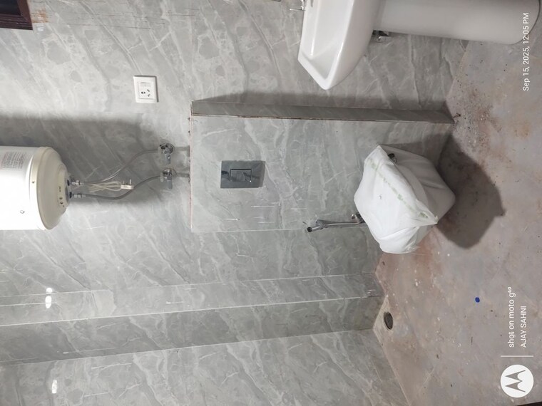 Bathroom, mehrauli 3 Bedroom 1200 Sq.Ft. Builder Floor In Mehrauli Delhi 9969663