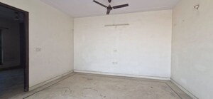 Room in 3 BHK Independent House at Sector 7 – for Rent