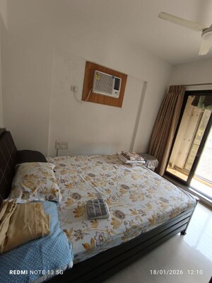 Bedroom in 2 BHK Apartment at Kurla East – for Rent