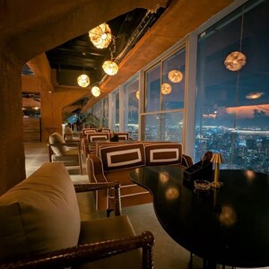 Gym in  Showroom at Andheri West – for Sale