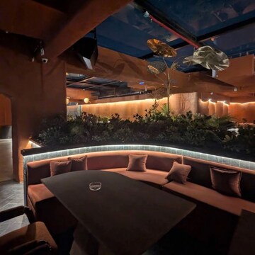 Kitchen in  Showroom at Andheri West – for Sale