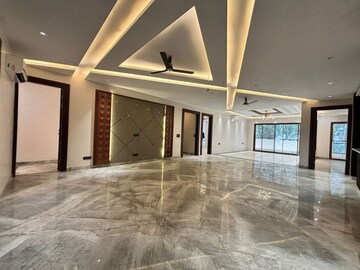 4 BHK Builder Floor For Sale in Unitech South City II, Sector 50