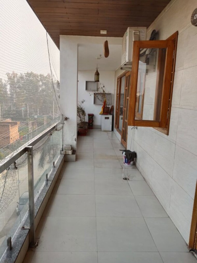 Balcony, sector 21c 4 Bedroom 374 Sq.Ft. Builder Floor In Sector 21c Faridabad 9969730