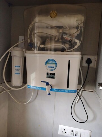 Furnished Amenities in 4 BHK Builder Floor at Sector 21c – for Sale