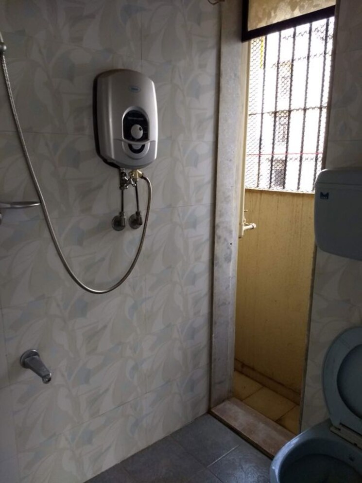 Bathroom, miraj-residency 1 Bedroom 700 Sq.Ft. Apartment In Malad West Mumbai 9969733