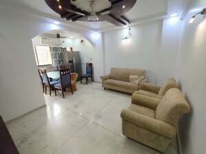 2 BHK Apartment For Rent in Bandra West