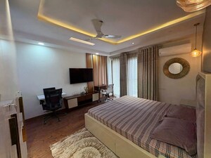 Bedroom in 4 BHK Builder Floor at Sushant Lok 2, Sector 57 – for Sale