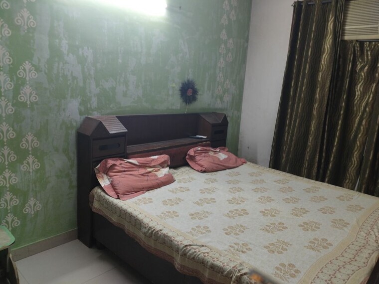 Bedroom, penta-homes 2 Bedroom 1300 Sq.Ft. Apartment In Vip Road Zirakpur 9969759