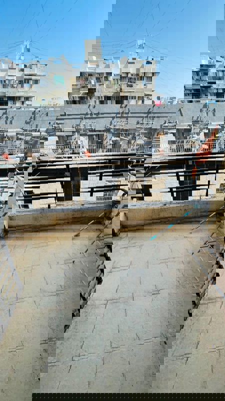 3 BHK 1600 Sq.Ft. Apartment in Kapil Malhar Apartment