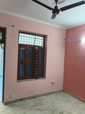 Room in 2 BHK Builder Floor at Ansal Plaza Sector-23, Sector 23 – for Rent