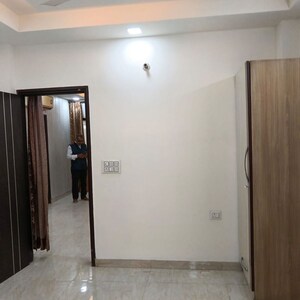 Room in 3 BHK Builder Floor at Sector 8 Dwarka – for Rent
