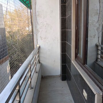 Balcony in 3 BHK Builder Floor at Sector 8 Dwarka – for Rent