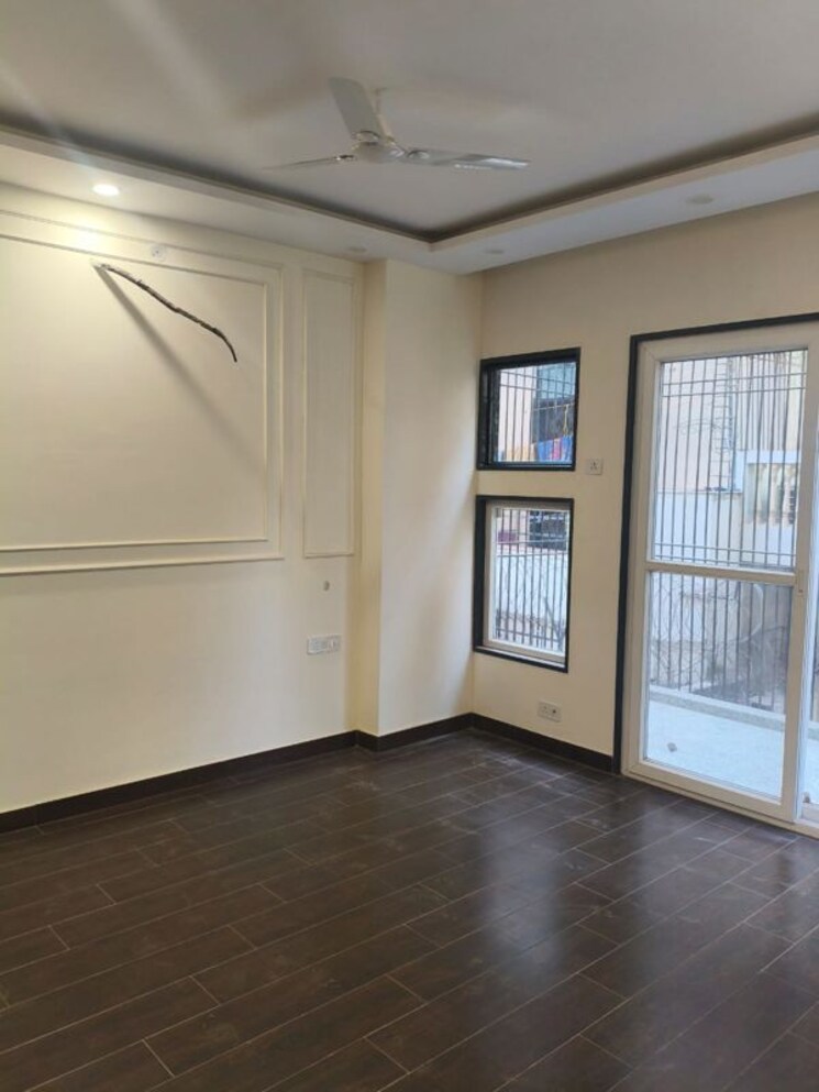 Room, palam vihar 3 Bedroom 1500 Sq.Ft. Builder Floor In Palam Vihar Gurgaon 9969776