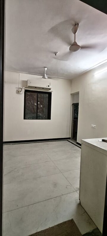 Room in 1 BHK Apartment at Pankaj Mansion, Worli – for Rent