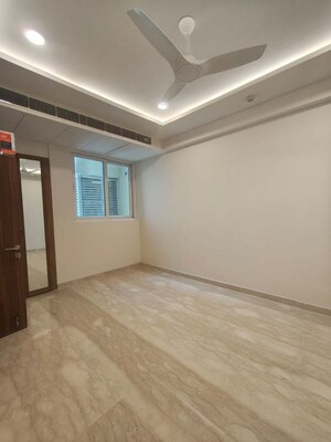 3.5 BHK Apartment For Rent in Ambience Creacions, Sector 22