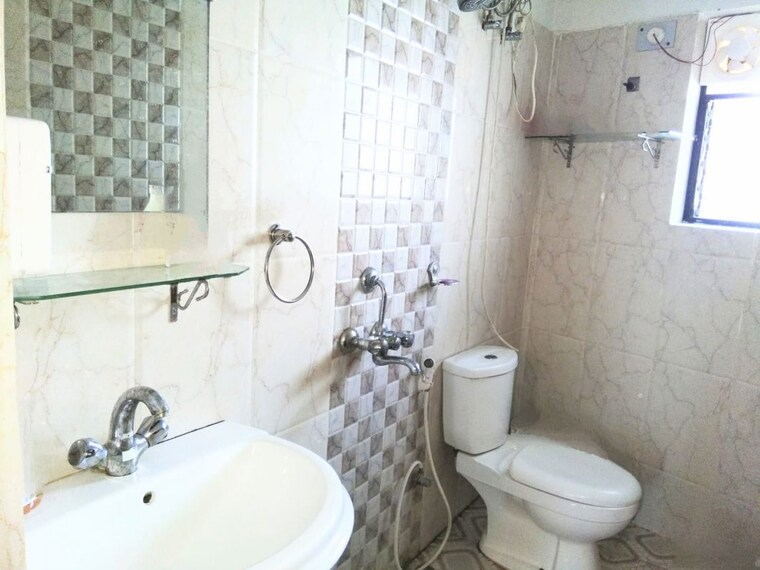 Bathroom, keshtopur 3 Bedroom 1120 Sq.Ft. Apartment In Keshtopur Kolkata 9969815
