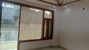 Room in 3 BHK Builder Floor at Bhagwati Garden – for Sale