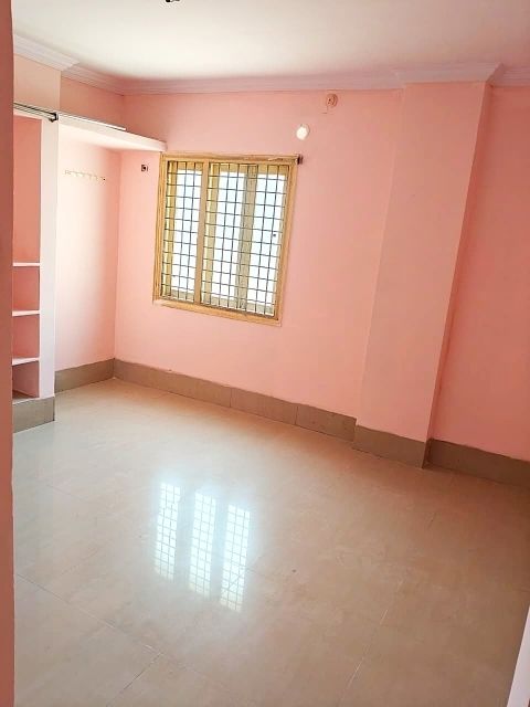 2 BHK Apartment For Sale in Vikrampuri Colony