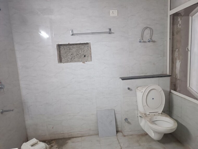 Master Bedroom, amrapali-heartbeat-city 3 Bedroom 1350 Sq.Ft. Apartment In Sector 107 Noida 9969849