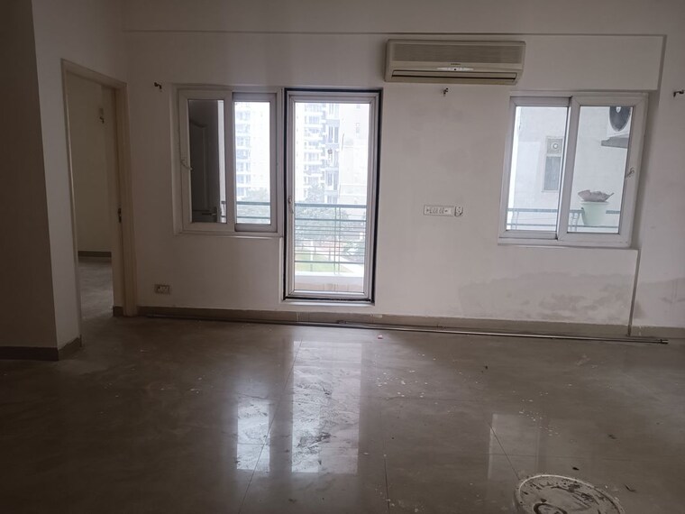 Room, amrapali-heartbeat-city 3 Bedroom 1575 Sq.Ft. Apartment In Sector 107 Noida 9969850