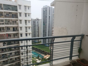 3.5 BHK Apartment – Exterior View View at Amrapali Heartbeat City, Sector 107 - for Rent