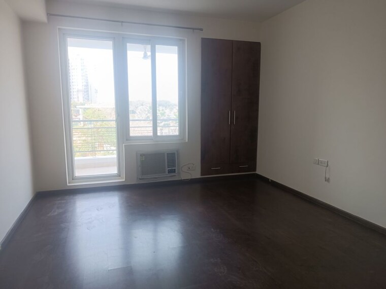 Room, amrapali-heartbeat-city 3.5 Bedroom 2100 Sq.Ft. Apartment In Sector 107 Noida 9969853