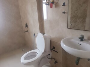 Bathroom in 3.5 BHK Apartment at Amrapali Heartbeat City, Sector 107 – for Rent