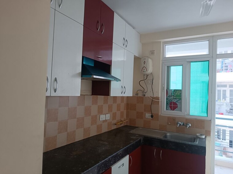 Kitchen, amrapali-heartbeat-city 3.5 Bedroom 2100 Sq.Ft. Apartment In Sector 107 Noida 9969853