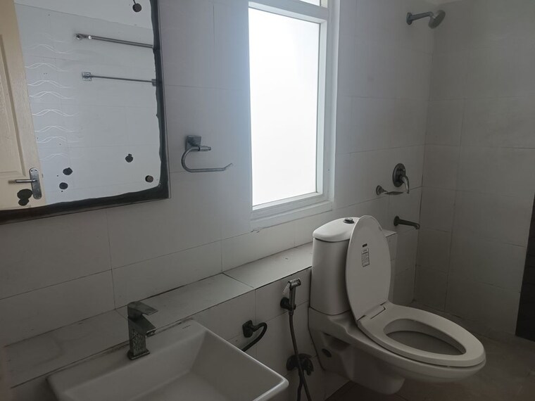 Bathroom, amrapali-heartbeat-city 2 Bedroom 1195 Sq.Ft. Apartment In Sector 107 Noida 9969857