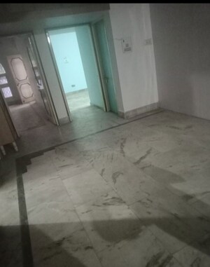 Room in 2 BHK Villa at Aliganj – for Rent