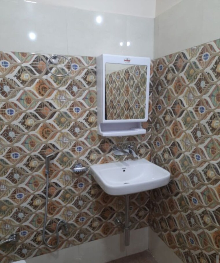 Bathroom, aliganj 1 RK 770 Sq.Ft. Villa In Aliganj Lucknow 9969870