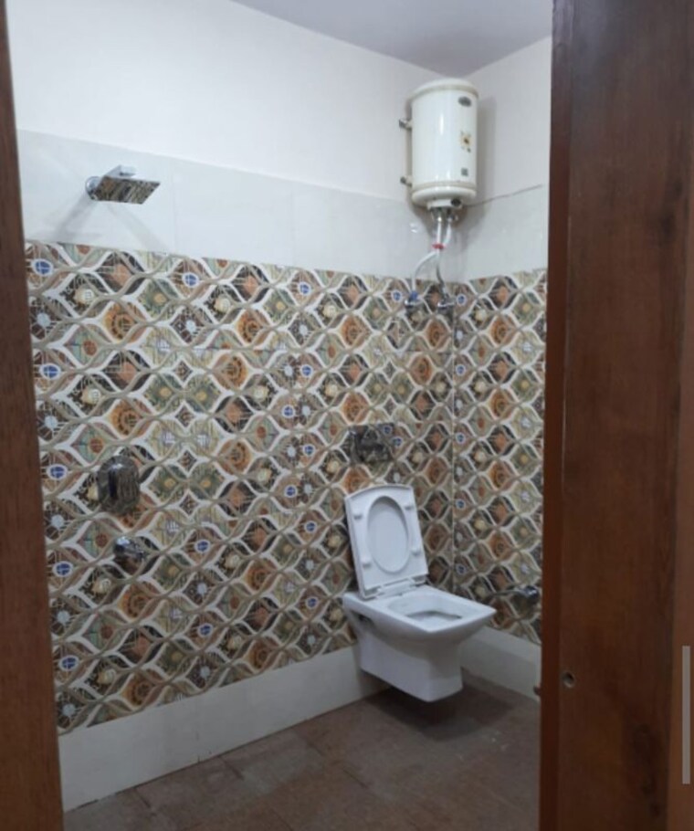 Bathroom, aliganj 1 RK 770 Sq.Ft. Villa In Aliganj Lucknow 9969870