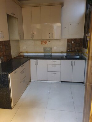 Kitchen in 3 BHK Builder Floor at Indrapuram – for Sale