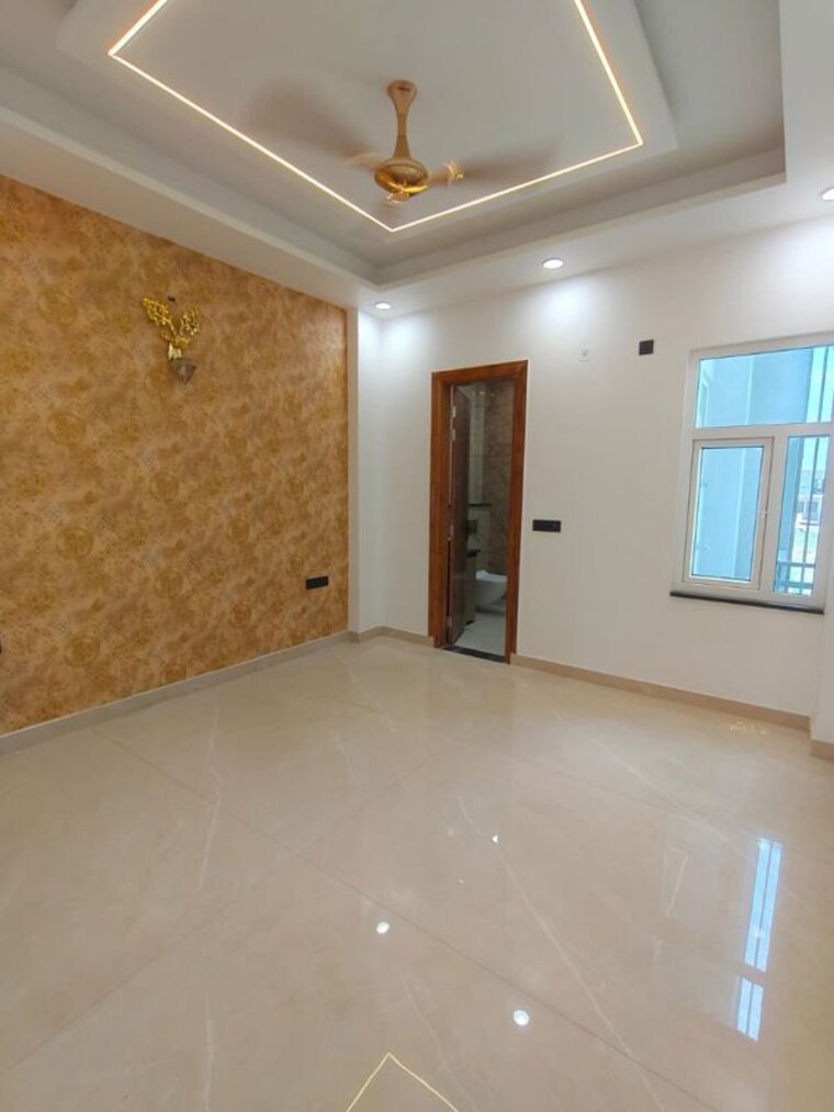 Room, rise-organic-homes 3 Bedroom 180 Sq.Yd. Builder Floor In Mahurali Ghaziabad 9945103