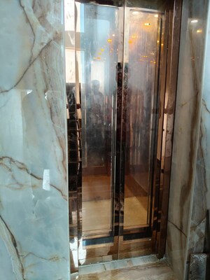 Lift in 3 BHK Builder Floor at Rise Organic Homes, Mahurali – for Sale