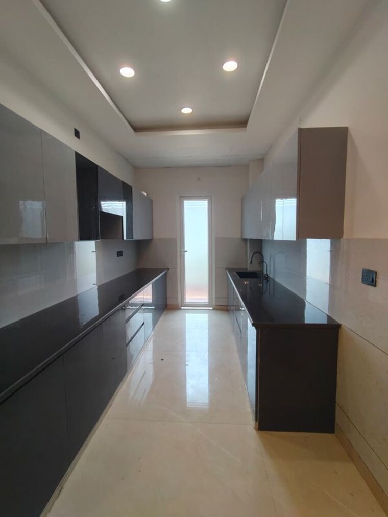 Kitchen, rise-organic-homes 3 Bedroom 180 Sq.Yd. Builder Floor In Mahurali Ghaziabad 9945103