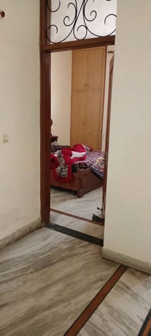 Bathroom in 2 BHK Villa at RWA Apartments Sector 41, Sector 41 – for Rent