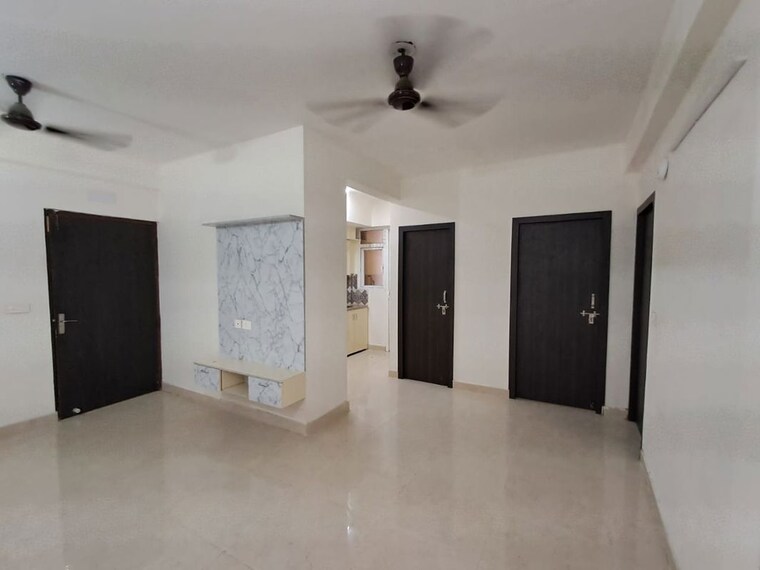 Room, signature-global-proxima-phase-2 2 Bedroom 685 Sq.Ft. Apartment In Sector 89 Gurgaon 9969961