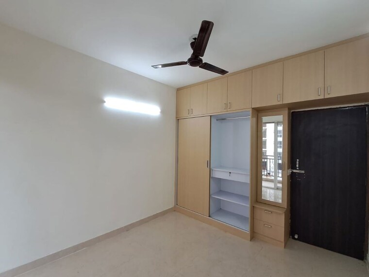 Room, signature-global-proxima-phase-2 2 Bedroom 685 Sq.Ft. Apartment In Sector 89 Gurgaon 9969961