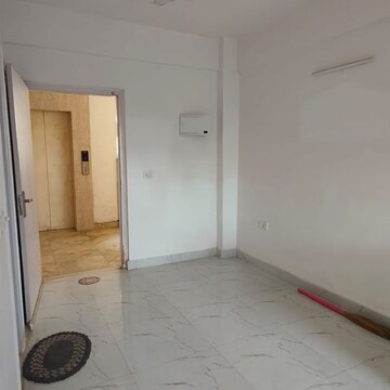 Room in 1 BHK Apartment at Pivotal Paradise, Sector 62 – for Rent