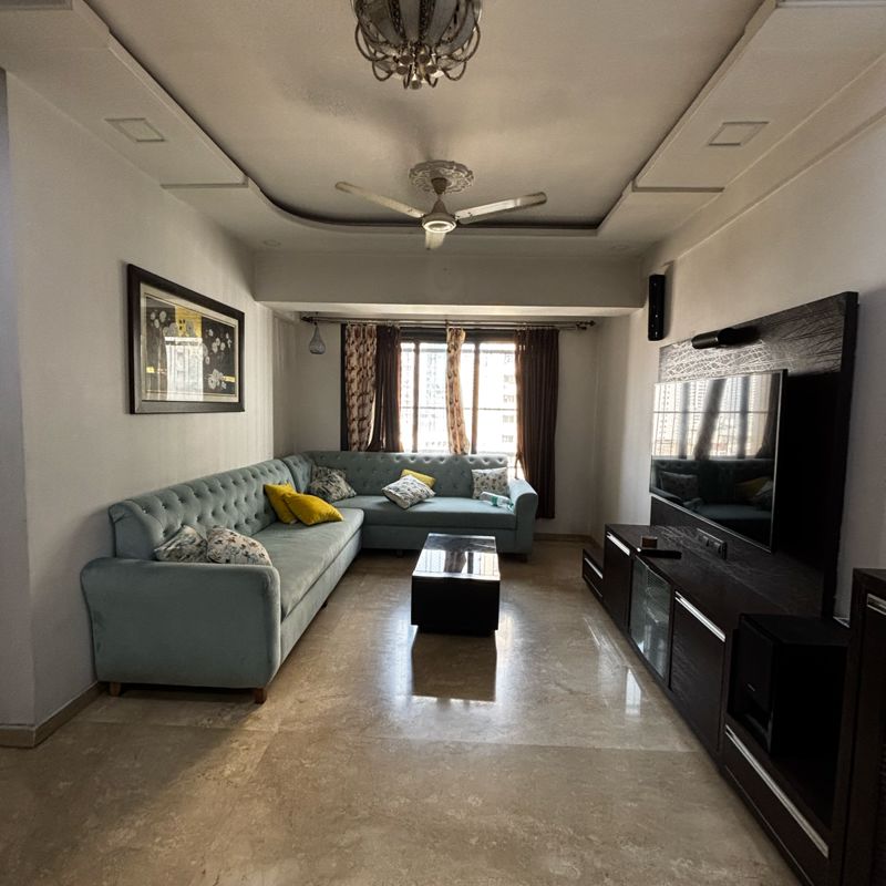 2 BHK Apartment For Rent in Goregaon East