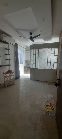 2 BHK + Extra Room Apartment For Rent in Signature Global Solera 2