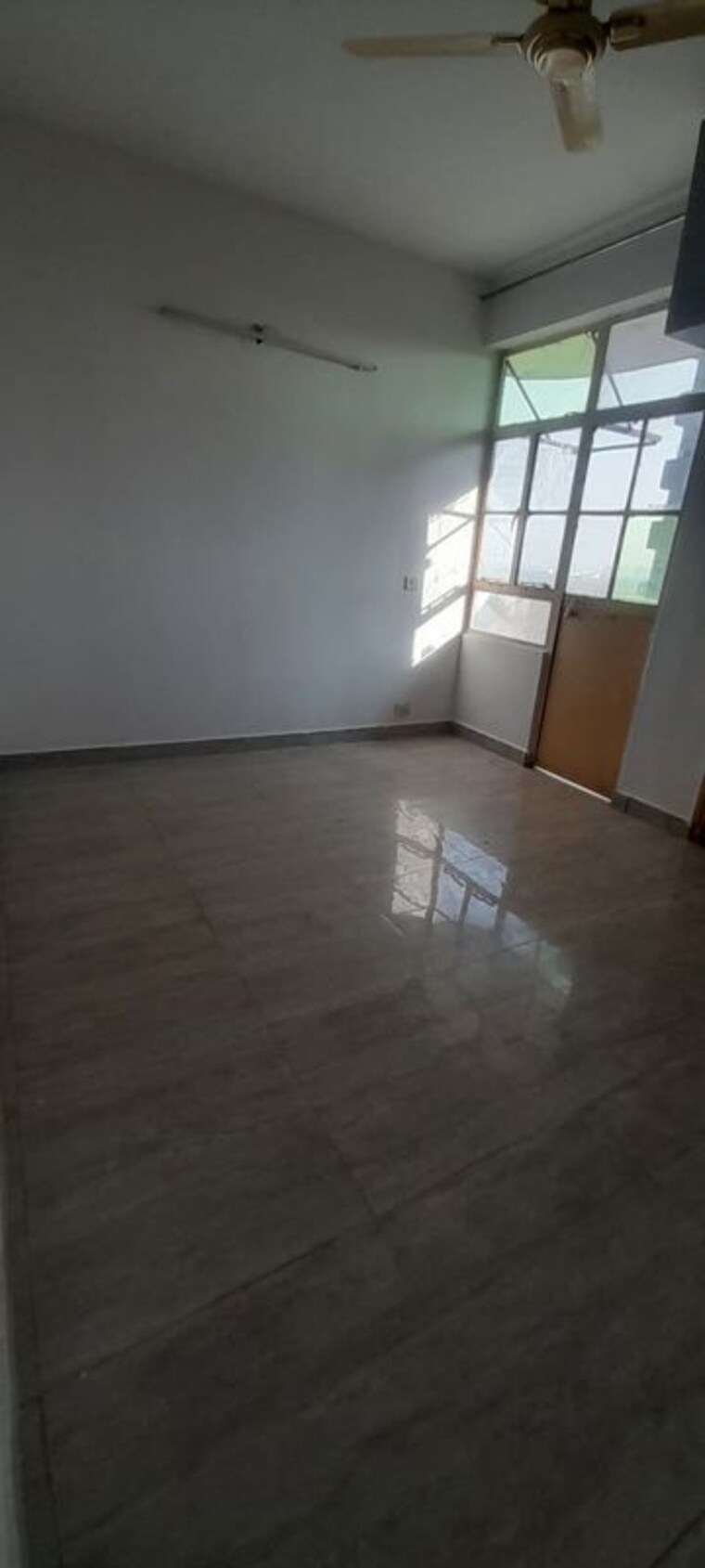 Room, signature-global-solera-2 2 Bedroom 635 Sq.Ft. Apartment In Sector 107 Gurgaon 9970085