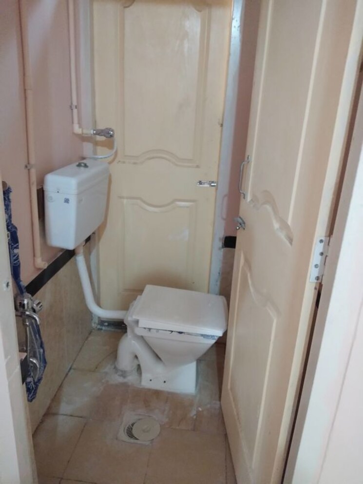 Bathroom, mhada-century-mill 1 Bedroom 225 Sq.Ft. Apartment In Lower Parel Mumbai 9970126