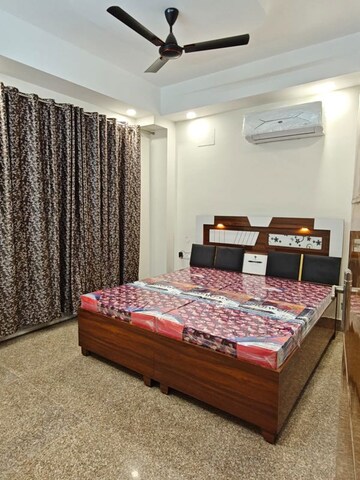 Bedroom in 2 BHK Apartment at Suncity Avenue 76, Sector 76 – for Sale