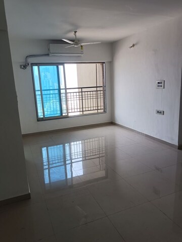 Room in 3 BHK Apartment at Sugee Sadan, Dadar West – for Rent