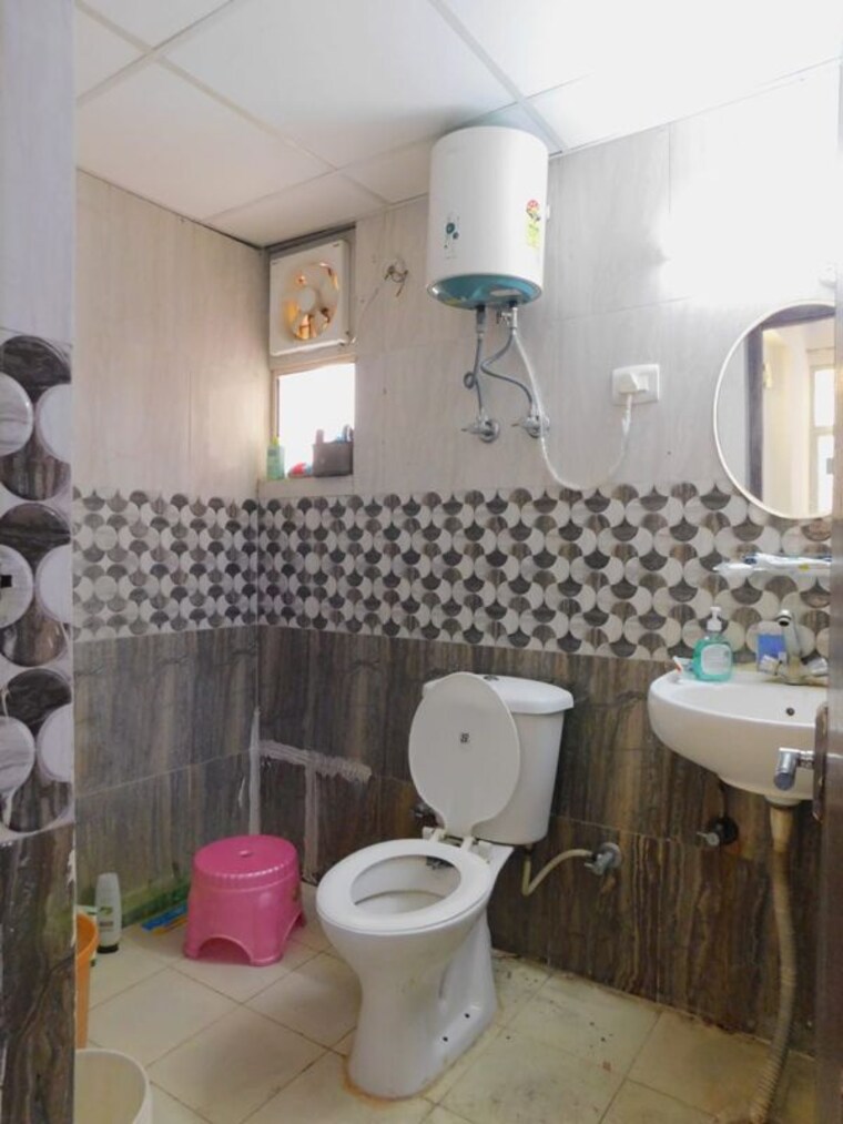 Bathroom, ascent-savy-ville-de 2 Bedroom 985 Sq.Ft. Apartment In Sehani Khurd Ghaziabad 9970201