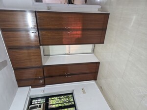 Room in 2 BHK Apartment at Samkeet CHS, Vile Parle East – for Sale